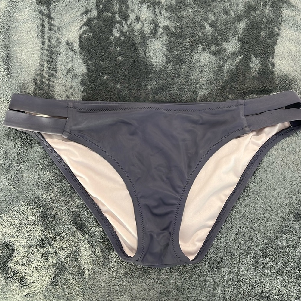 Shade & Shore bikini bottom.